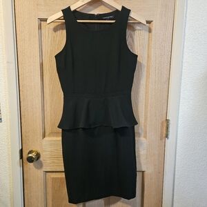 Size 4 Banana Republic Black Sleeveless Peplum Dress
